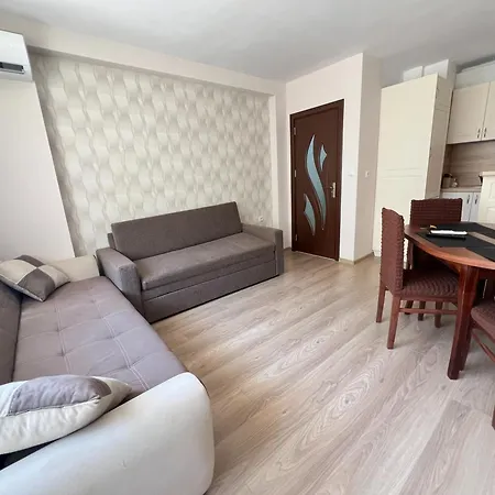 Okolchitsa - Stylish And Cozy * Varna